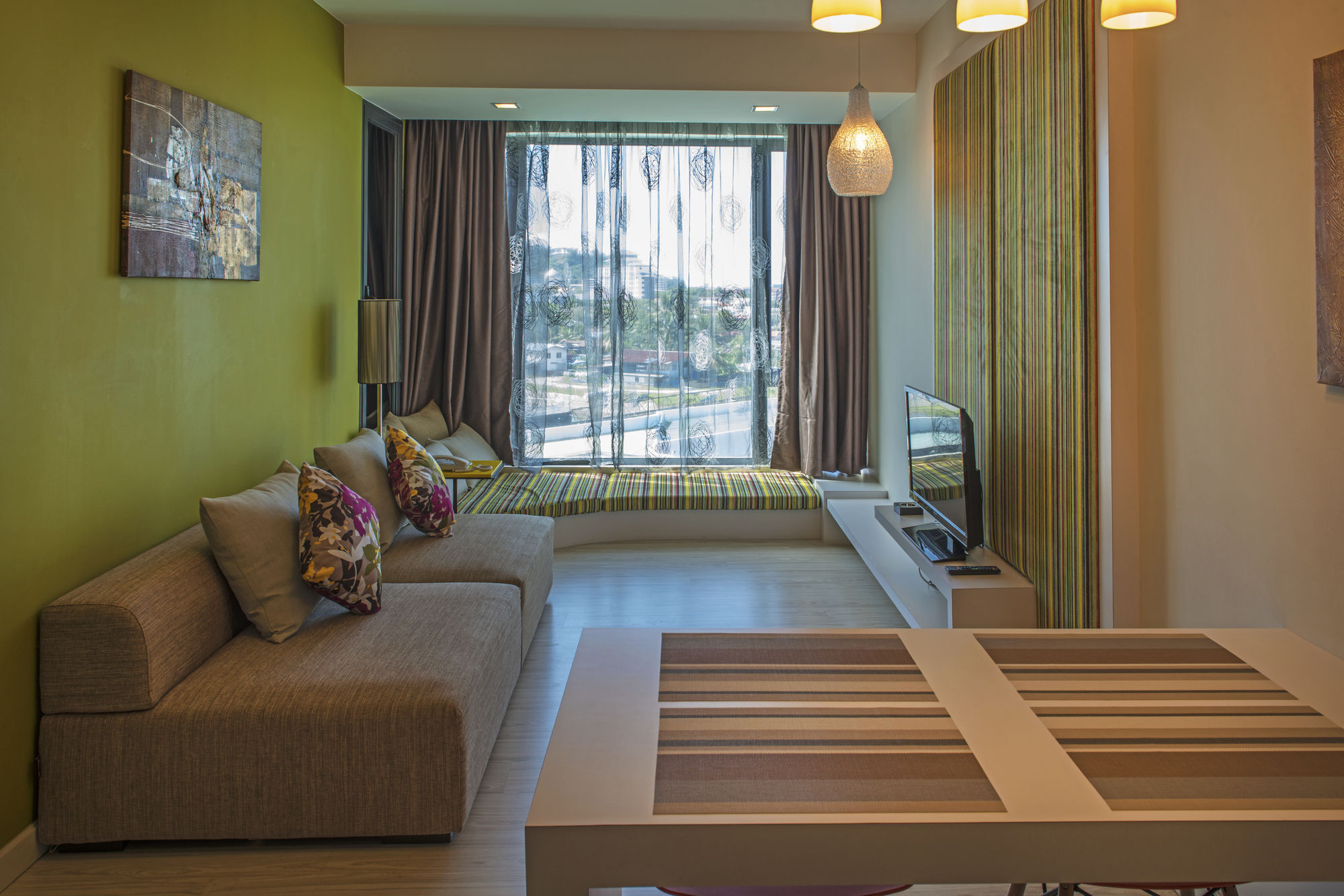 Borneo Vista Suites Hotel Кота-Кинабалу Экстерьер фото